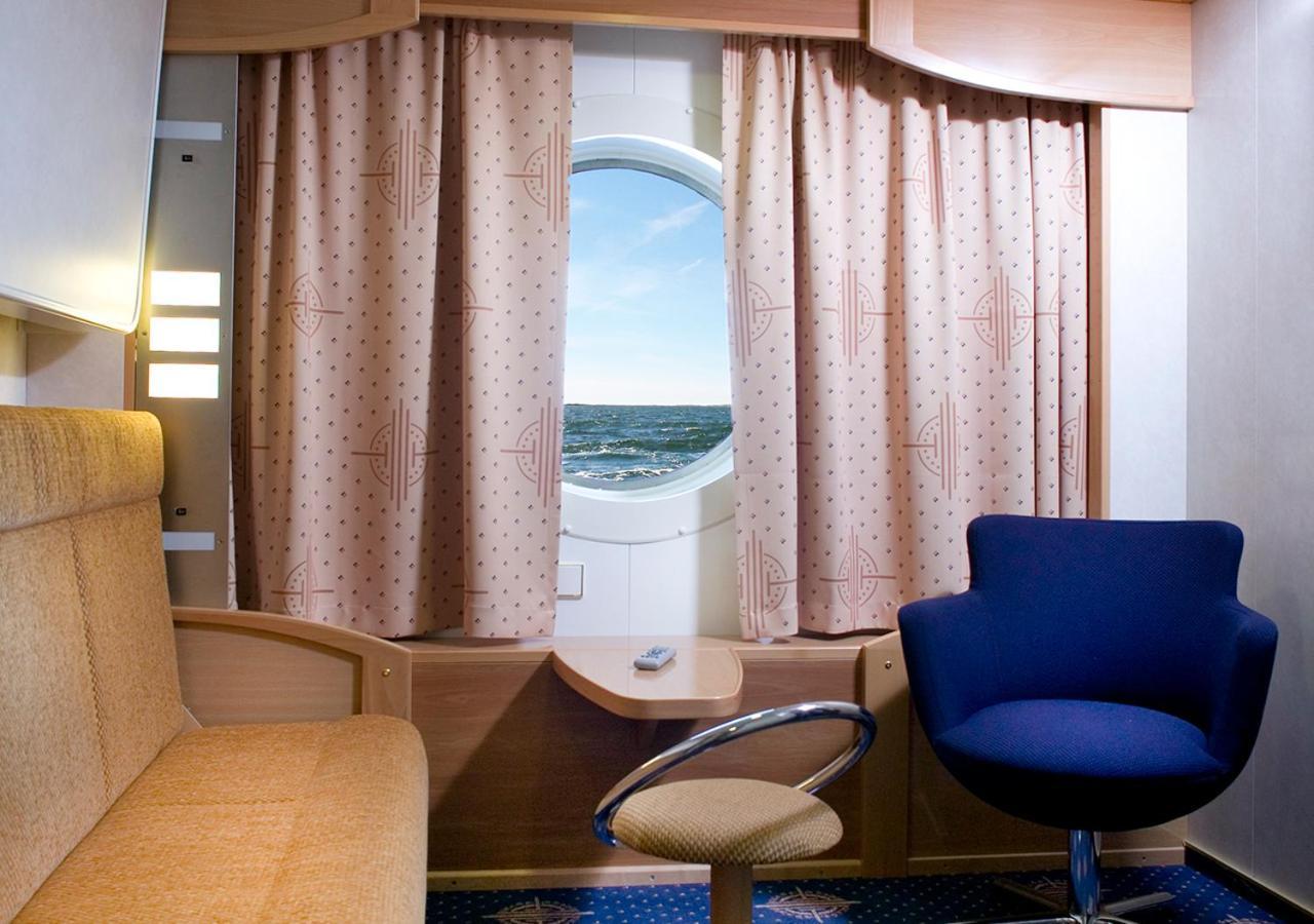 Viking Line Ferry Viking Xprs - Night Cruise From Helsinki酒店 客房 照片